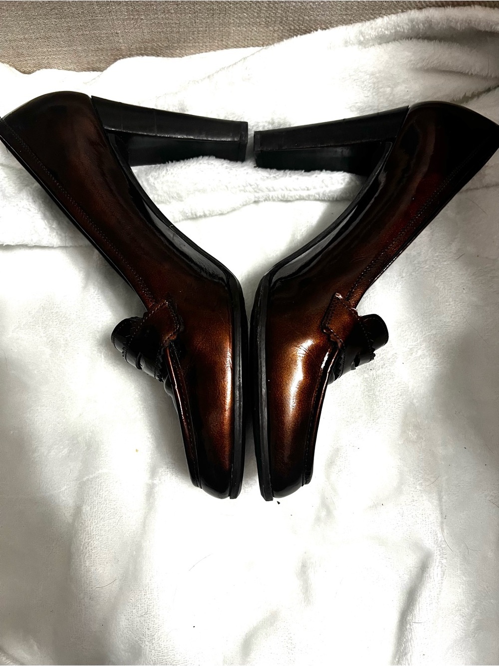 Stuart Weitzman Patent Leather Tortoise
Loafer Heel - Picture 3 of 9